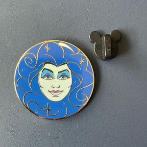 Walt Disney 50th Anniversary Haunted Mansion Madame Leota  Mystery Box Pin